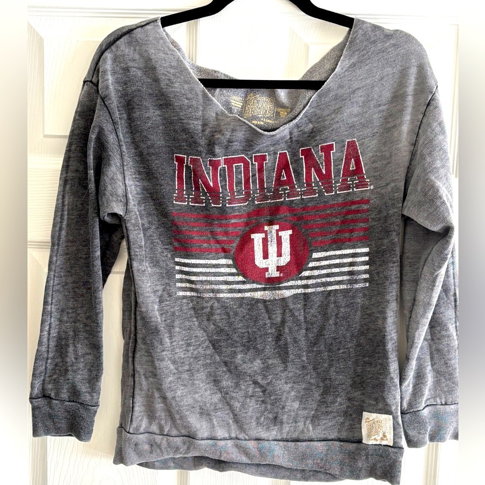 EUC Indiana University Gray Sweatshirt; Women’s XS.